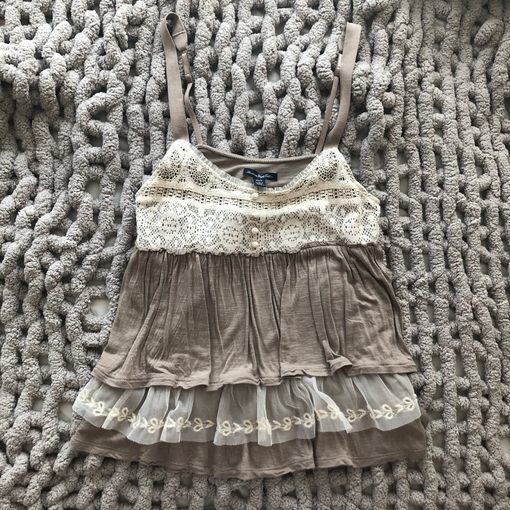 American Eagle lacy tank